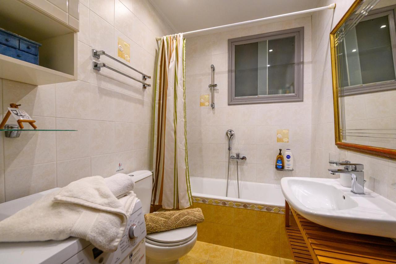 Cozy Small Smart Villa With Private Pool Mikri Mantineia Kalamata Extérieur photo