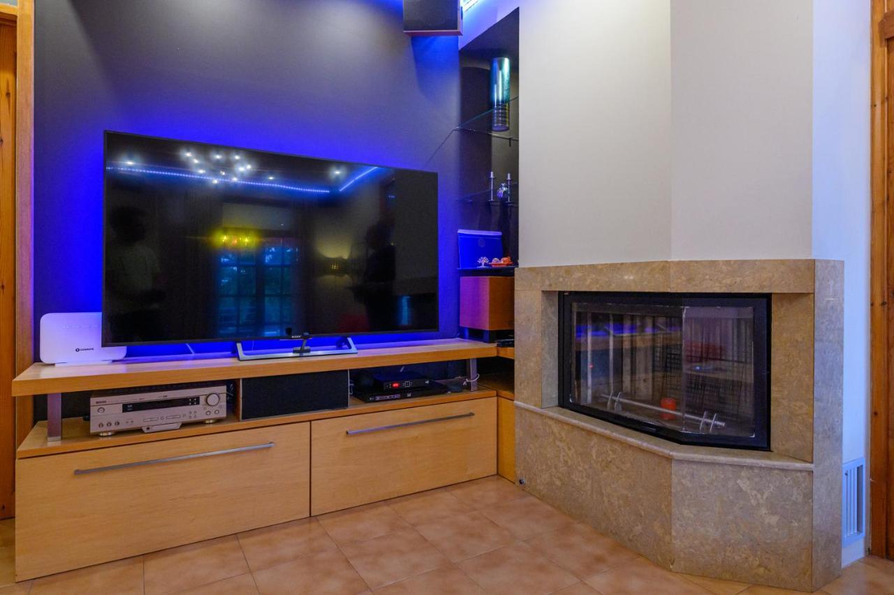 Cozy Small Smart Villa With Private Pool Mikri Mantineia Kalamata Extérieur photo