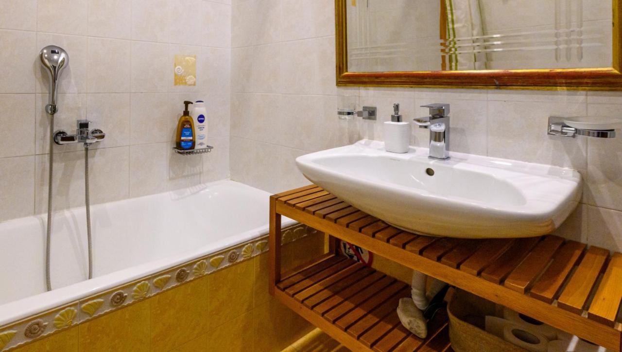 Cozy Small Smart Villa With Private Pool Mikri Mantineia Kalamata Extérieur photo