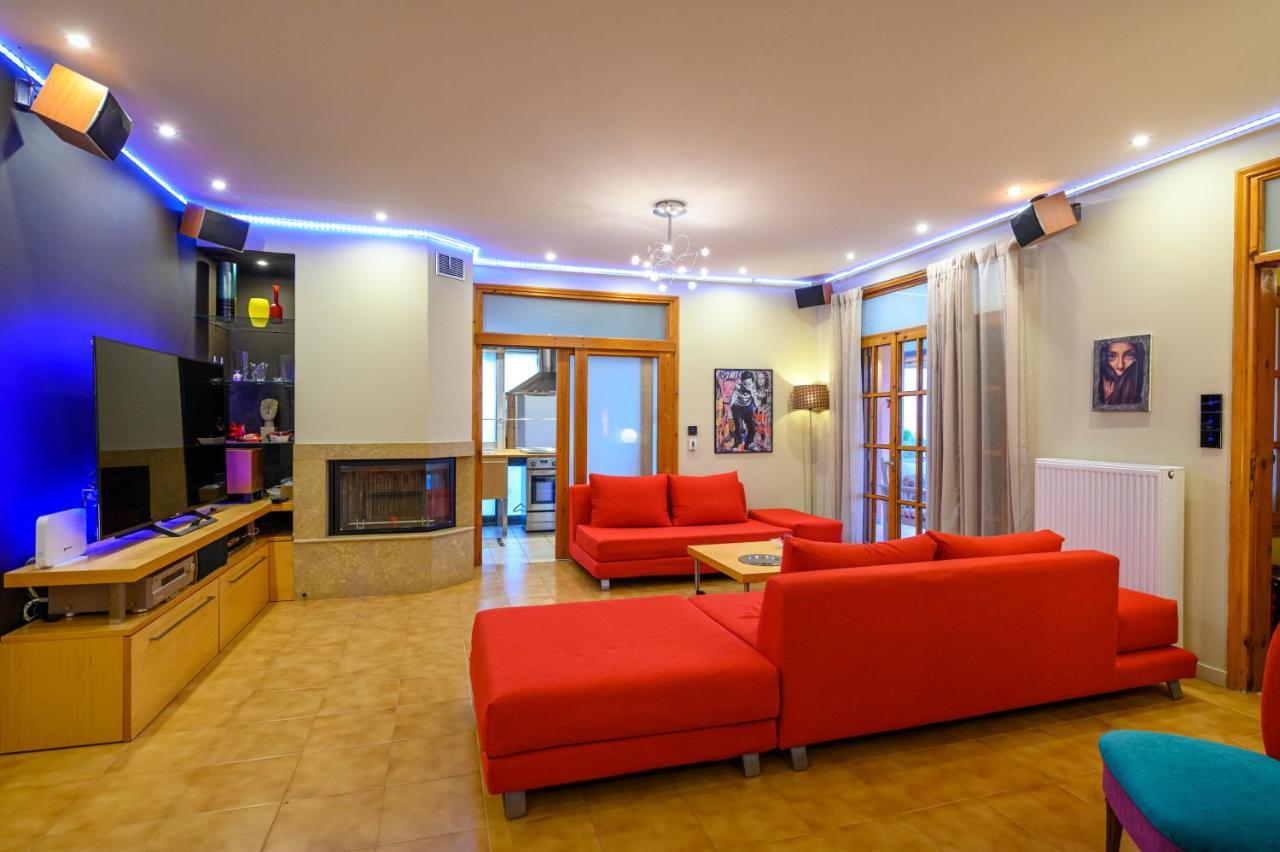 Cozy Small Smart Villa With Private Pool Mikri Mantineia Kalamata Extérieur photo