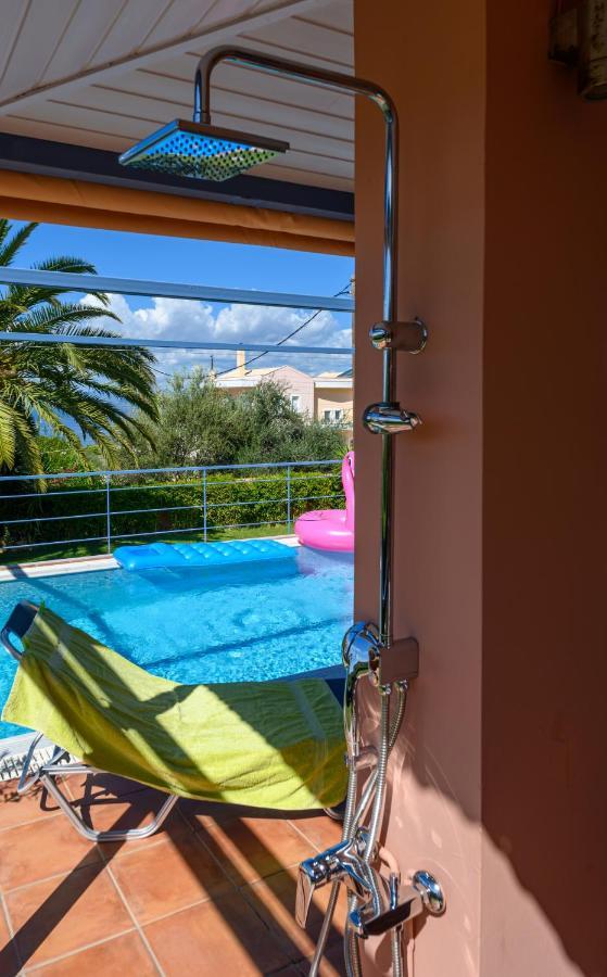 Cozy Small Smart Villa With Private Pool Mikri Mantineia Kalamata Extérieur photo