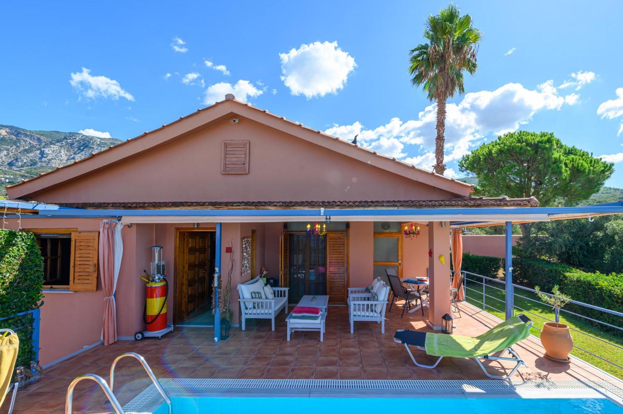 Cozy Small Smart Villa With Private Pool Mikri Mantineia Kalamata Extérieur photo